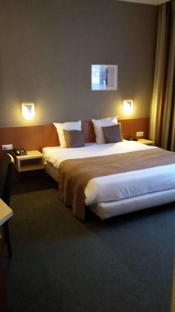 Hobbit Hotel Brussels Airport Zaventem Belgio