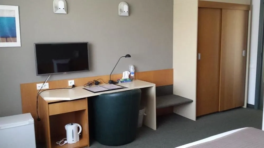 Hobbit Hotel Brussels Airport Zaventem Belgio